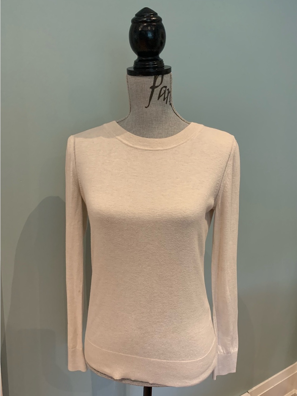 Banana Republic Cream Long-Sleeve Crewneck Top